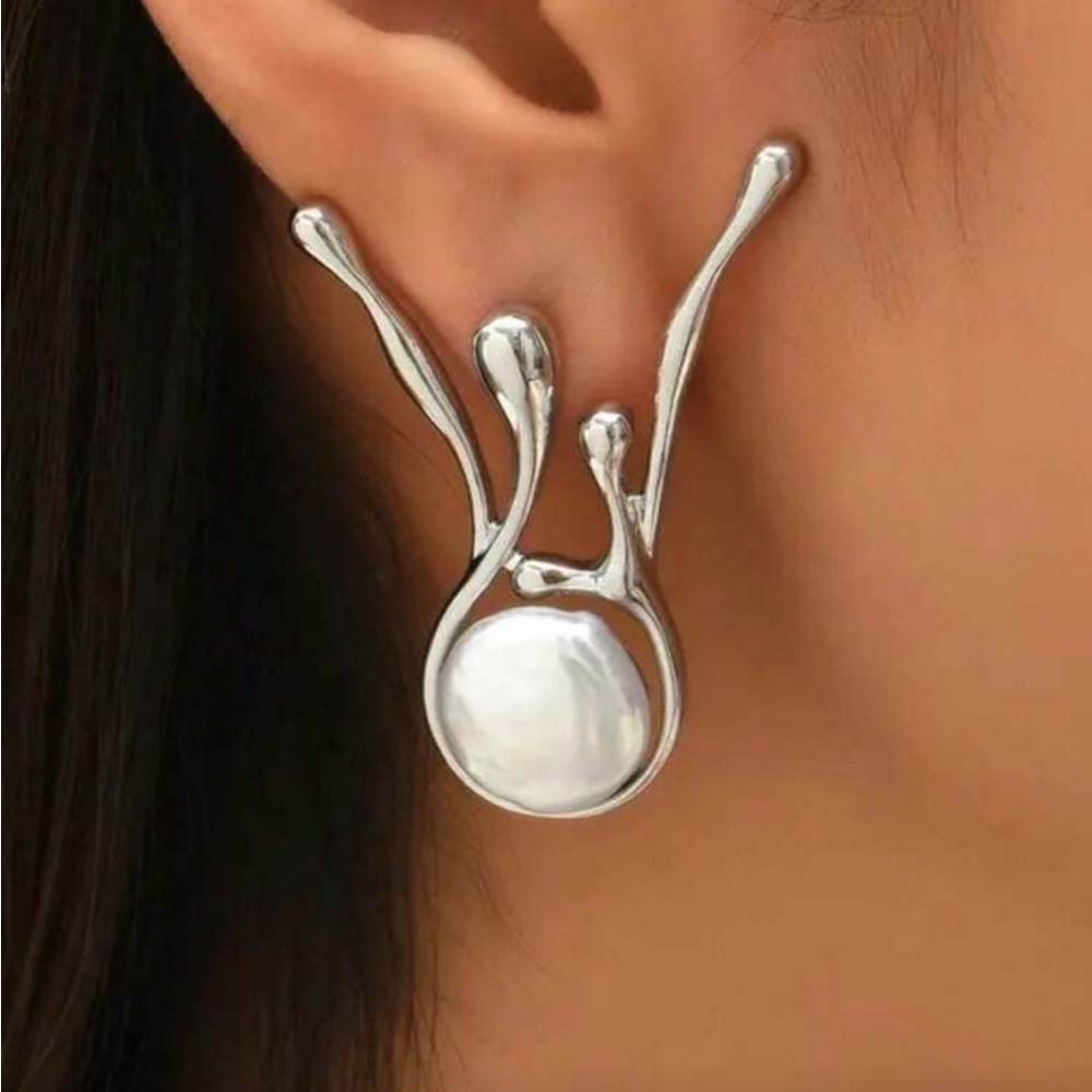 Asymmetrical Faux Pearl Stud Earrings